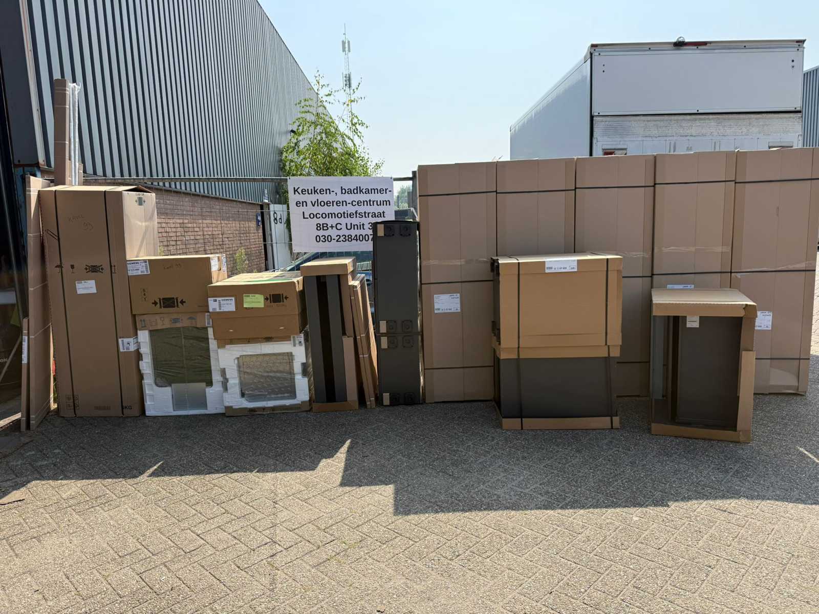 Duitse keuken - Antraciet lak mat - Keukenopstelling - Duitse Keukens keukens | afbeelding 30 van 34