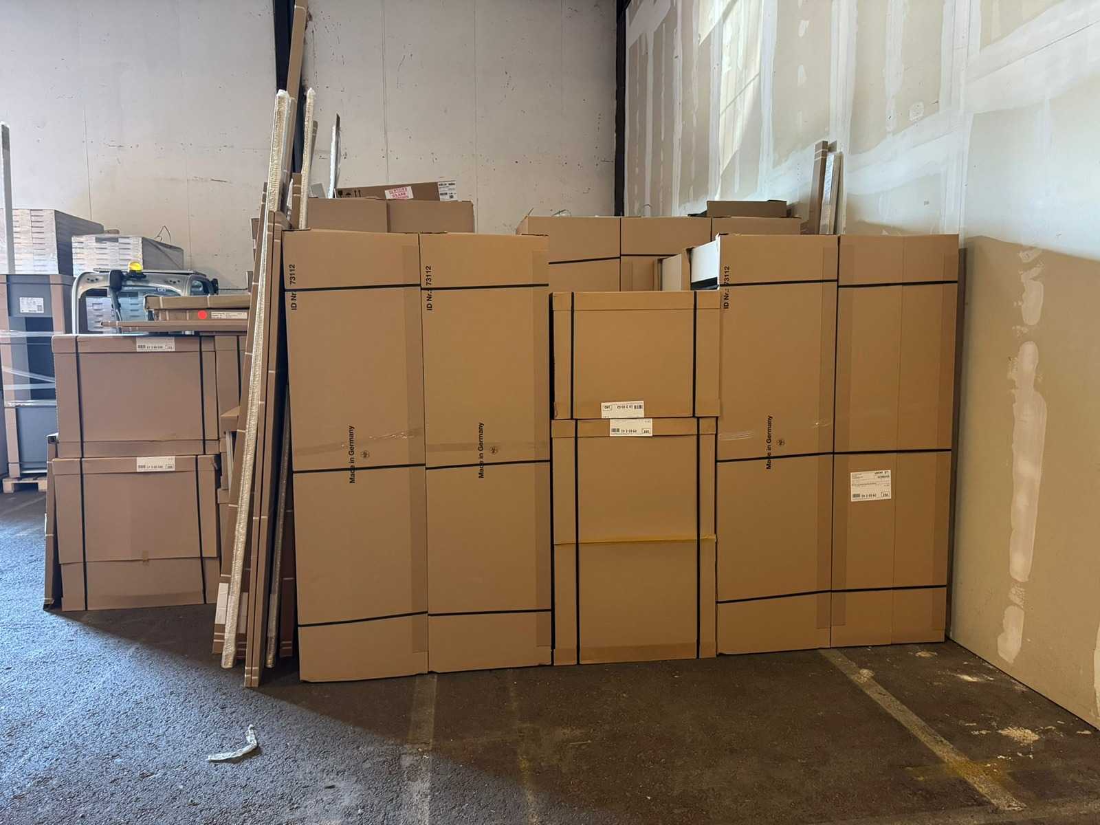 Duitse Keuken Kasjmier mat lak eiland keuken - Duitse Keukens keukens | afbeelding 13 van 39