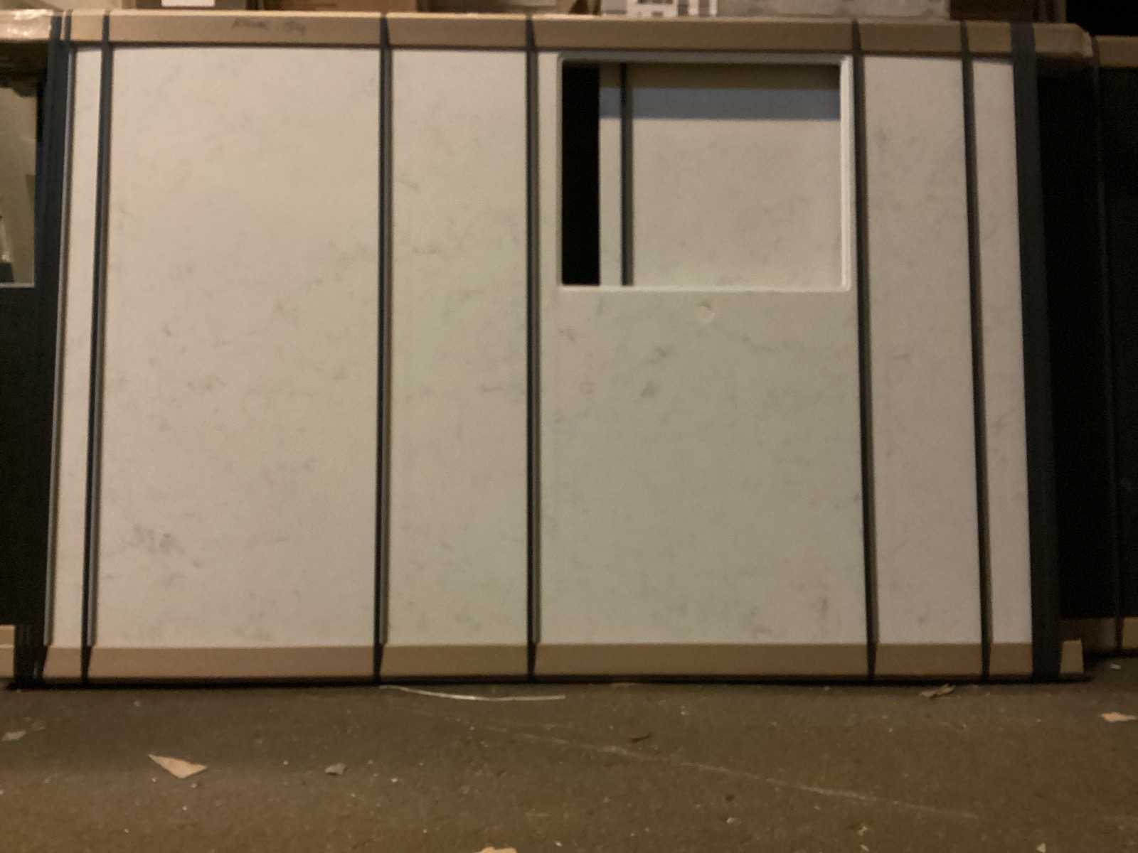 Duitse Keuken Kasjmier mat lak eiland keuken - Duitse Keukens keukens | afbeelding 36 van 39