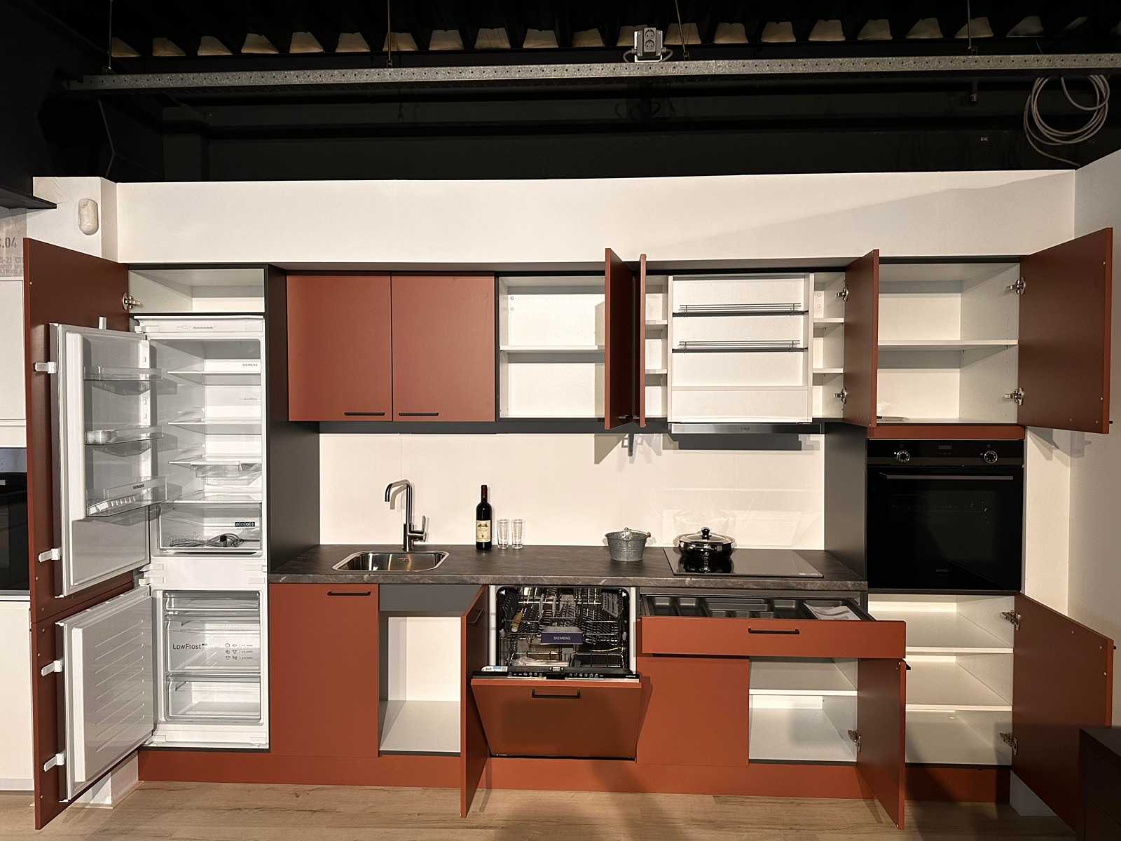 Häcker Concept130 SCALA amarant mat Recht - Häcker Concept130 Keukens keukens | afbeelding 8 van 26