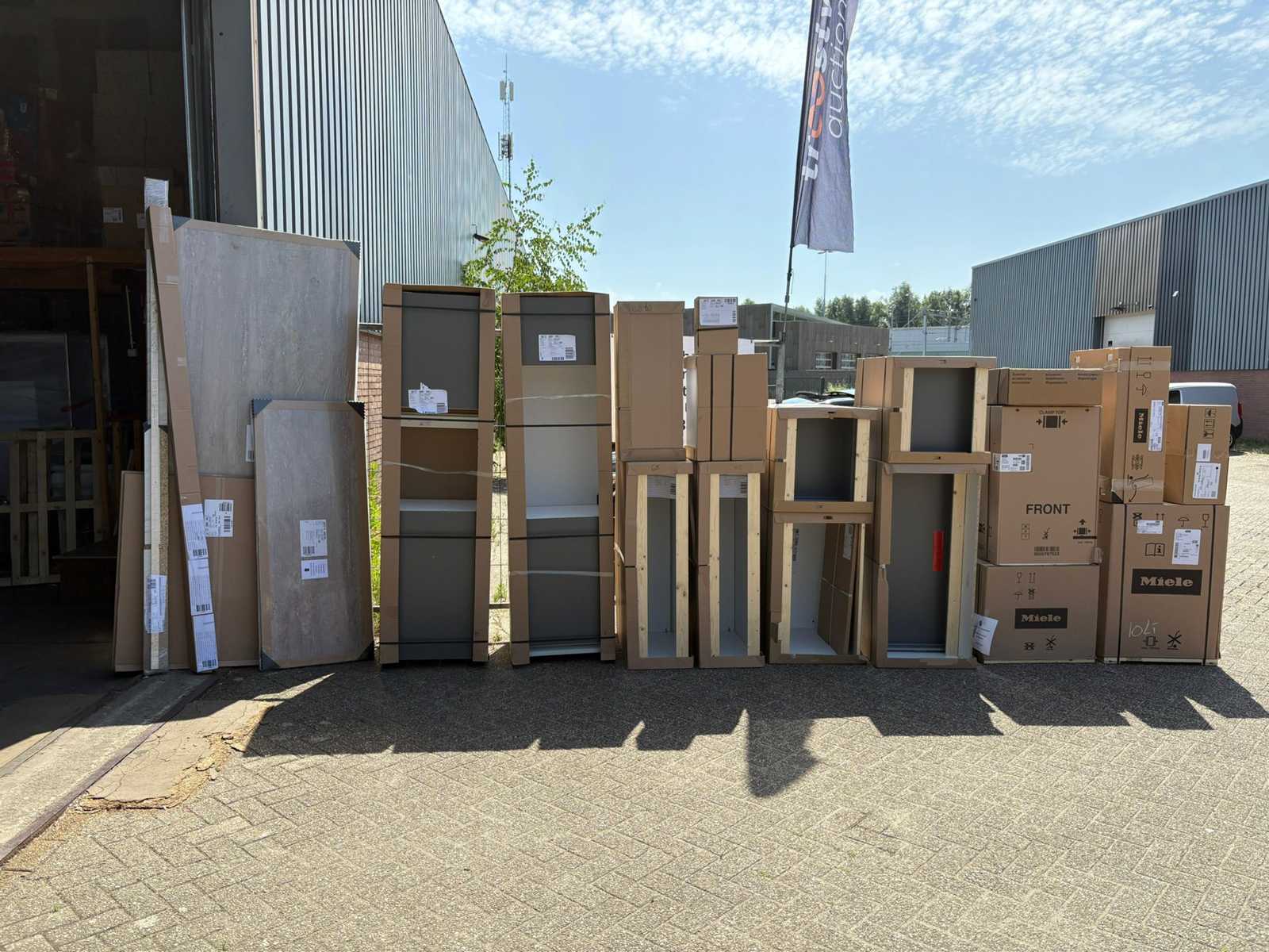 Häcker Concept130 Topsoft mat satijn lak eiland keuken - Häcker Concept130 Keukens keukens | afbeelding 29 van 31