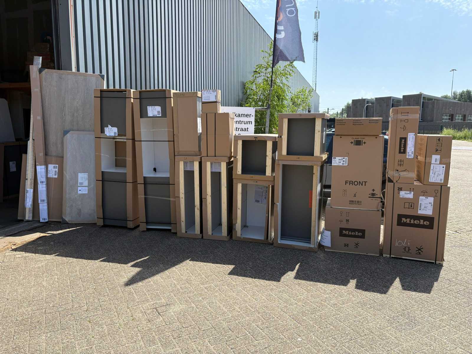 Häcker Concept130 Topsoft mat satijn lak eiland keuken - Häcker Concept130 Keukens keukens | afbeelding 31 van 31