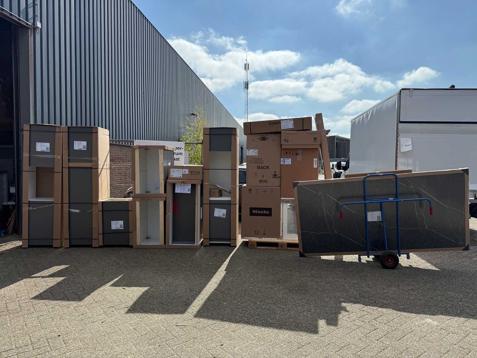 Häcker Concept130 Topsoft mat zwart lak Eiland - Häcker Concept130 Keukens keukens | afbeelding 29 van 29