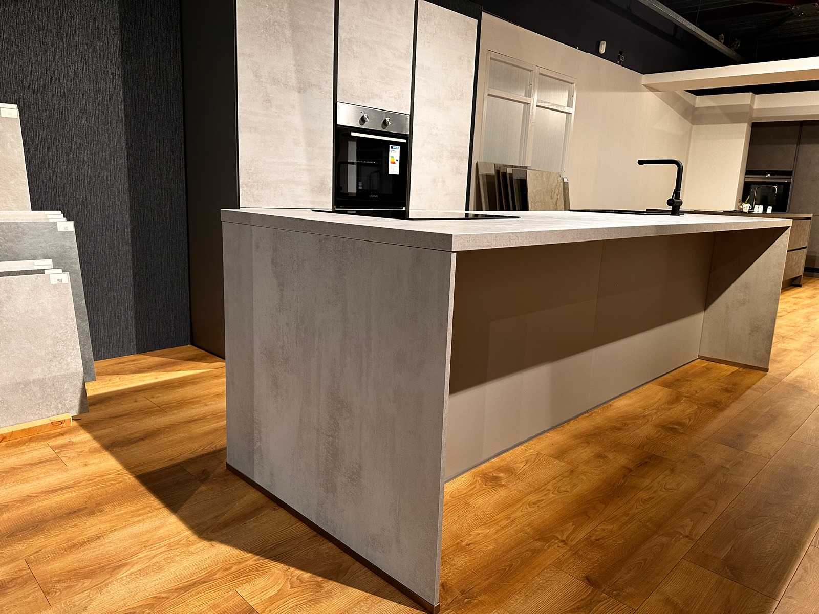 Nobilia Riva Decor Beton grijs Eiland keuken - Nobilia Keukens keukens | afbeelding 5 van 21