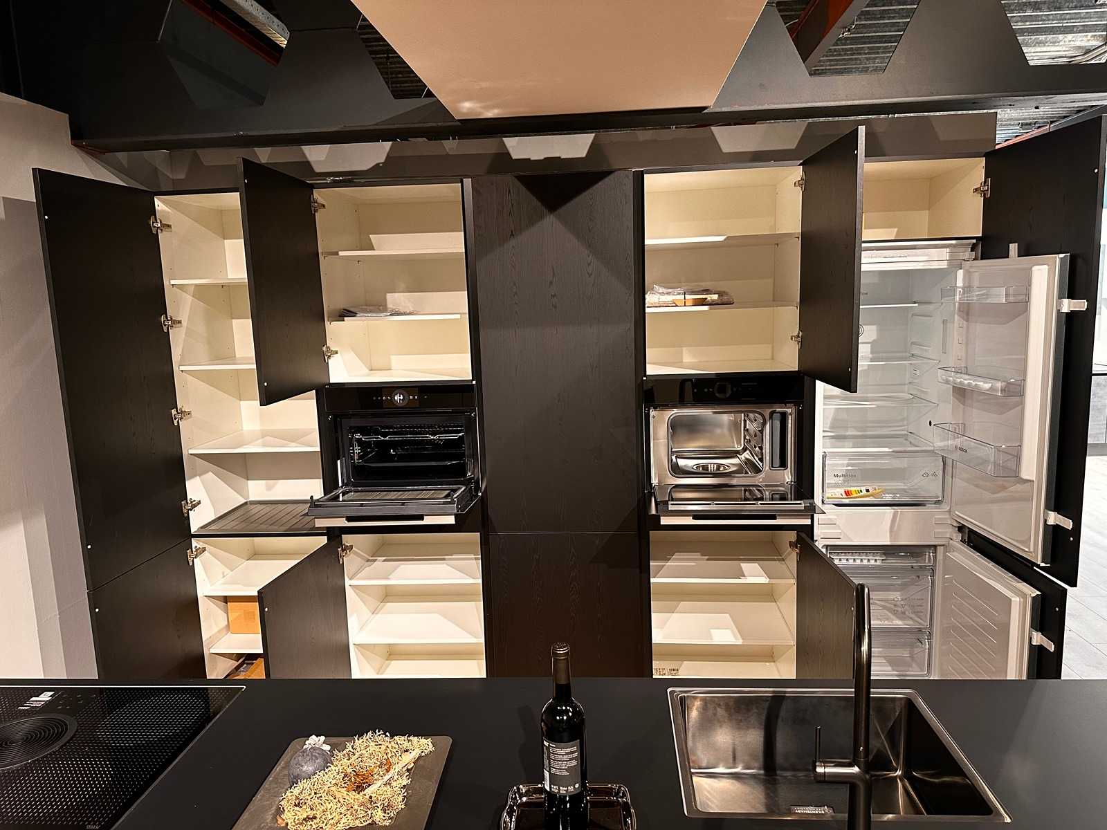 Nobilia Structura Eiken nero met wit eiland keuken - Nobilia Keukens keukens | afbeelding 11 van 32