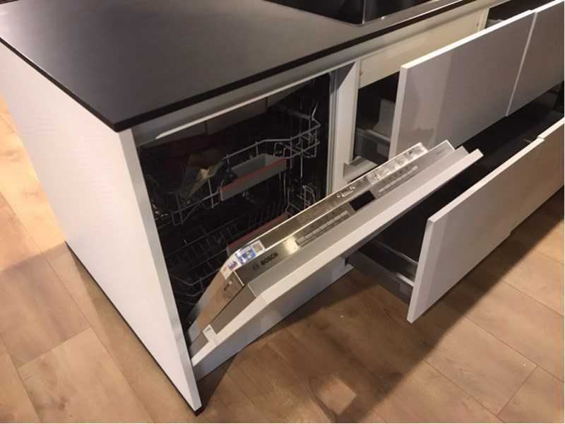 Nobilia Structura Eiken nero met wit eiland keuken - Nobilia Keukens keukens | afbeelding 20 van 32